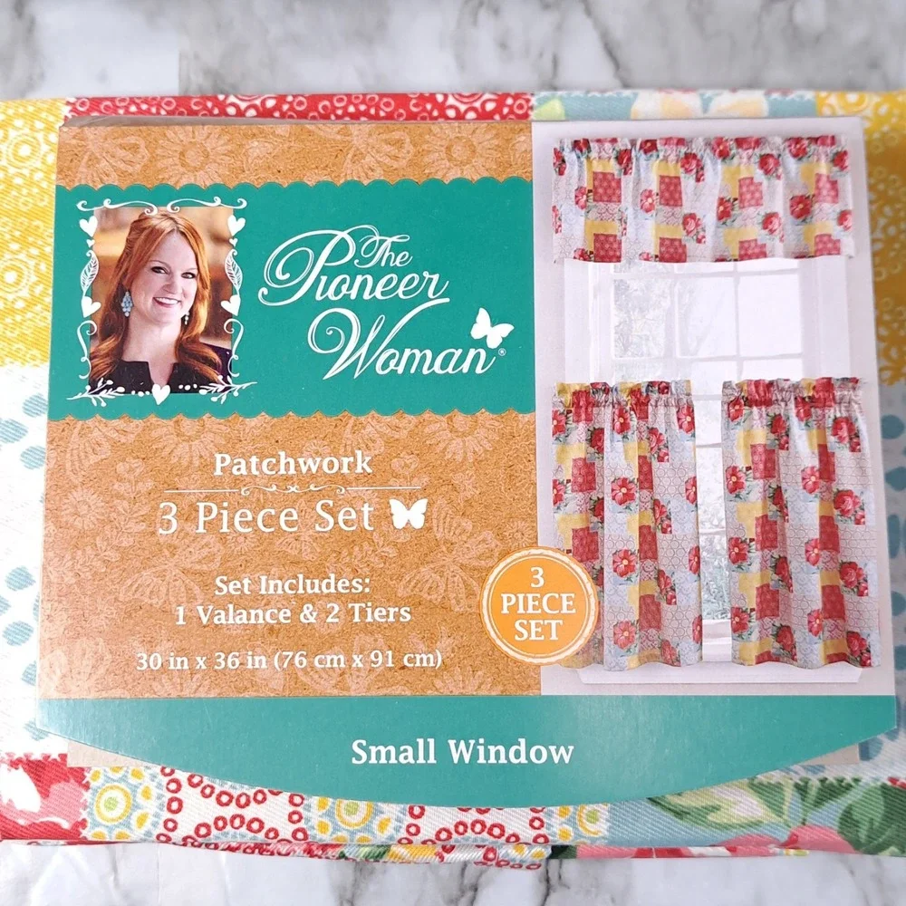 New The‎ Pioneer Woman (3) Piece Patchwork Curtain Floral 30